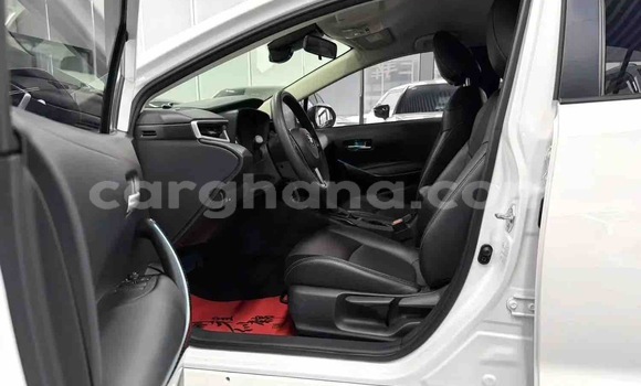 Buy Used Toyota Corolla Cross White Car in Abetifi in Eastern Buy Used Toyota Corolla Cross White Car in Abetifi in Eastern