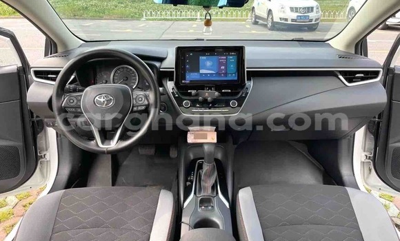 Buy Used Toyota Corolla White Car in Abetifi in Eastern Buy Used Toyota Corolla White Car in Abetifi in Eastern