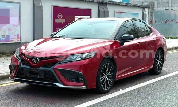 Buy Used Toyota Camry Red Car in Abetifi in Eastern