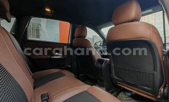 Buy Used Mercedes-Benz C180 coupe White Car in Accra in Greater Accra Buy Used Mercedes-Benz C180 coupe White Car in Accra in Greater Accra