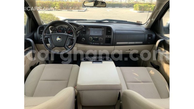 Big with watermark chevrolet silverado ashanti import dubai 10931