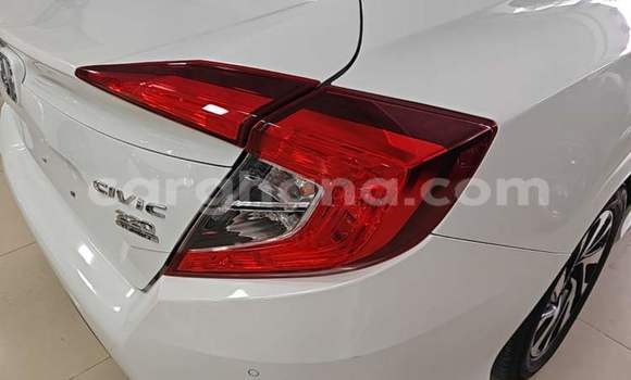 Buy Used Honda Civic White Car in Accra in Greater Accra Buy Used Honda Civic White Car in Accra in Greater Accra