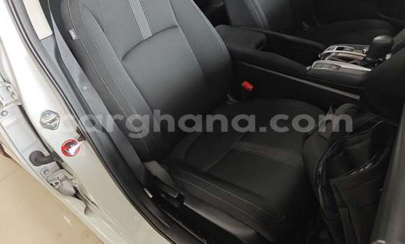 Buy Used Honda Civic White Car in Accra in Greater Accra Buy Used Honda Civic White Car in Accra in Greater Accra