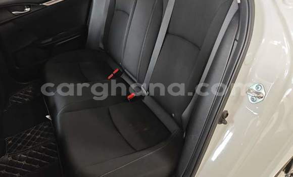 Buy Used Honda Civic White Car in Accra in Greater Accra Buy Used Honda Civic White Car in Accra in Greater Accra