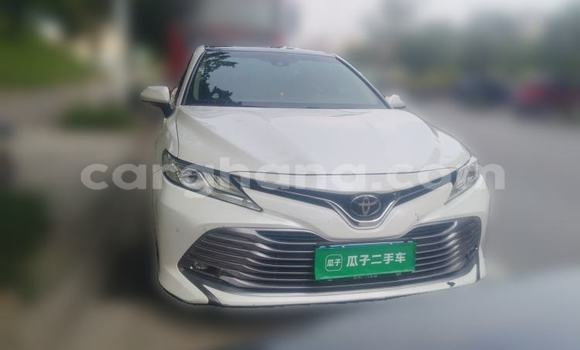 Buy Used Toyota Camry White Car in Accra in Greater Accra Buy Used Toyota Camry White Car in Accra in Greater Accra