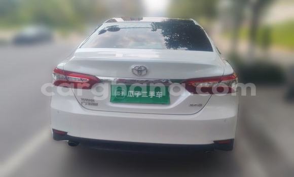 Buy Used Toyota Camry White Car in Accra in Greater Accra Buy Used Toyota Camry White Car in Accra in Greater Accra
