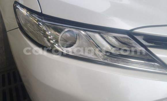 Buy Used Toyota Camry White Car in Accra in Greater Accra Buy Used Toyota Camry White Car in Accra in Greater Accra