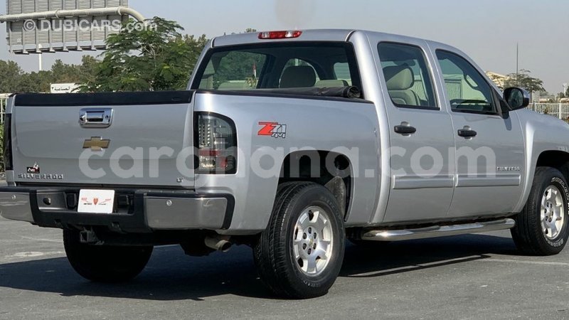 Big with watermark chevrolet silverado ashanti import dubai 10931