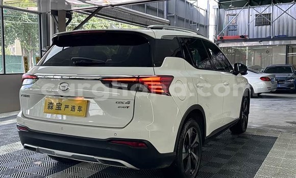 Buy Import GAC Trumpchi GS8 White Car in Accra in Greater Accra Buy Import GAC Trumpchi GS8 White Car in Accra in Greater Accra