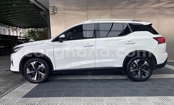 Buy Import GAC Trumpchi GS8 White Car in Accra in Greater Accra Buy Import GAC Trumpchi GS8 White Car in Accra in Greater Accra