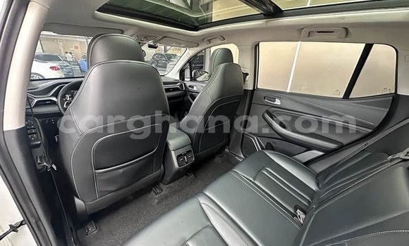 Buy Import GAC Trumpchi GS8 White Car in Accra in Greater Accra Buy Import GAC Trumpchi GS8 White Car in Accra in Greater Accra