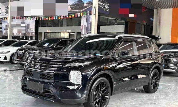 Buy Used Mitsubishi Outlander Black Car in Abetifi in Eastern