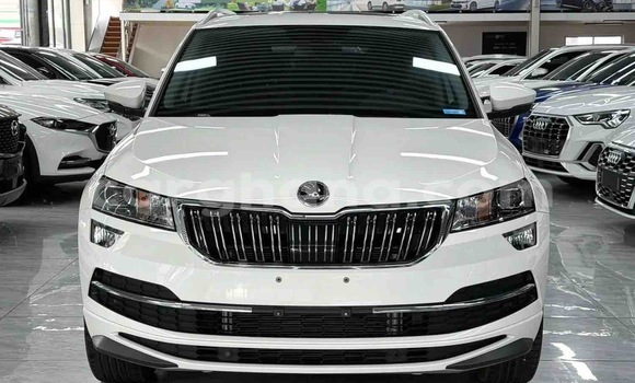 Ra Àlòkù Skoda Karoq funfun Ọkọ̀ in Abetifi ni Oorun Ra Àlòkù Skoda Karoq funfun Ọkọ̀ in Abetifi ni Oorun