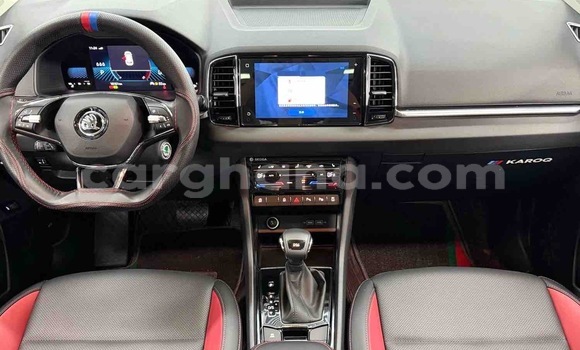 Ra Àlòkù Skoda Karoq funfun Ọkọ̀ in Abetifi ni Oorun Ra Àlòkù Skoda Karoq funfun Ọkọ̀ in Abetifi ni Oorun