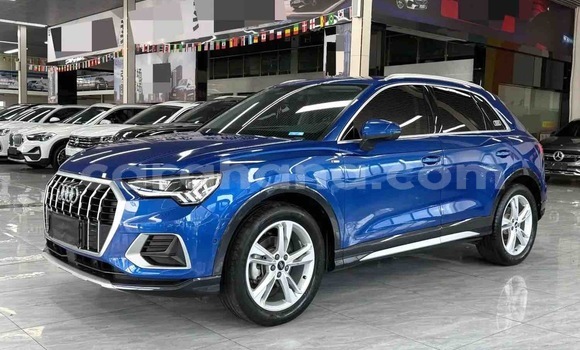 Buy Used Audi Q3 Blue Car in Abetifi in Eastern