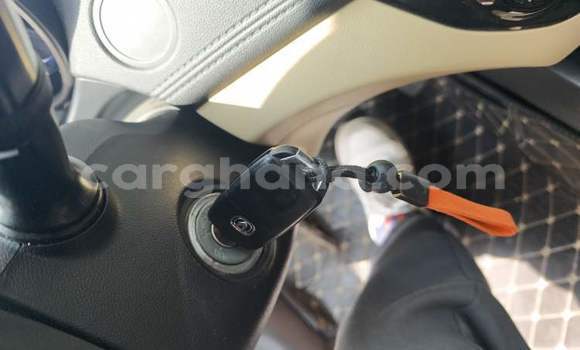 Ra Imported Changan Eado funfun Ọkọ̀ in Accra ni Greater Accra Ra Imported Changan Eado funfun Ọkọ̀ in Accra ni Greater Accra