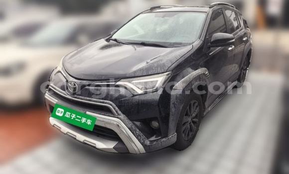 Ra Imported Toyota RAV4 Black Ọkọ̀ in Accra ni Greater Accra Ra Imported Toyota RAV4 Black Ọkọ̀ in Accra ni Greater Accra