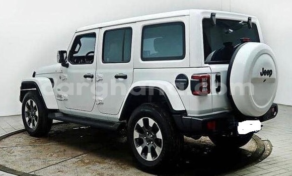 Buy Used Jeep Wrangler White Car in Accra in Greater Accra Buy Used Jeep Wrangler White Car in Accra in Greater Accra
