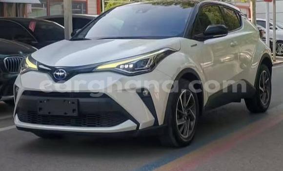 Buy Used Toyota C-HR White Car in Accra in Greater Accra