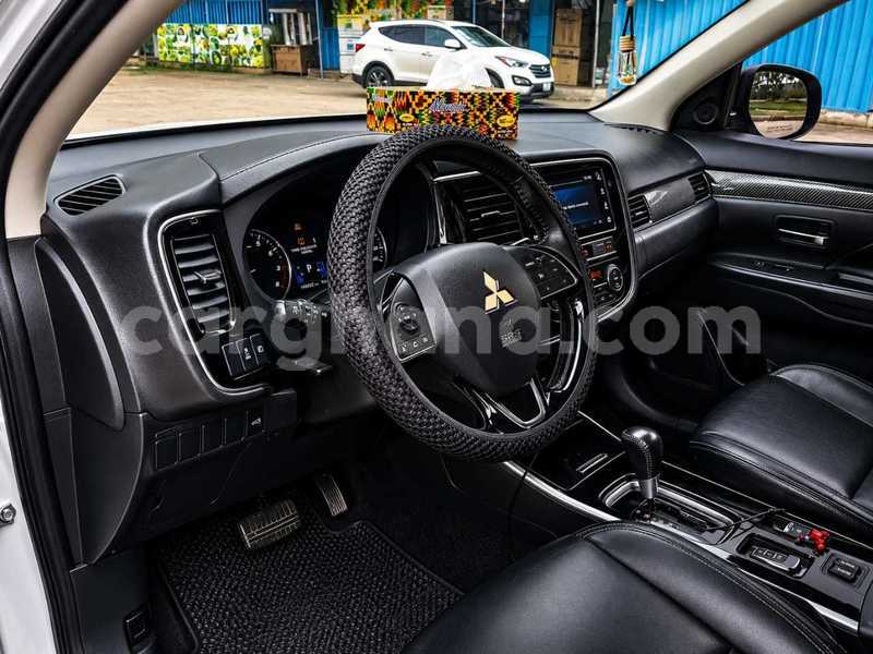 Big with watermark mitsubishi outlander greater accra accra 61087
