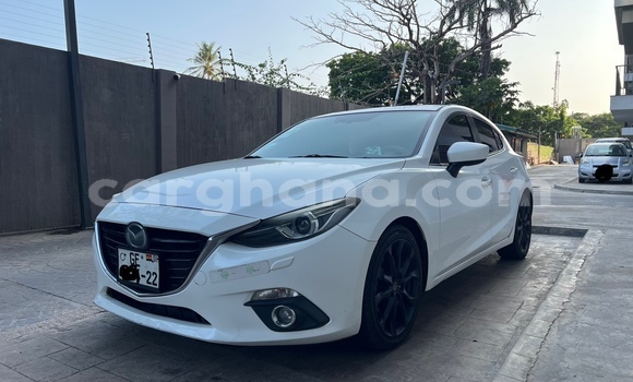 Buy Used Mazda Mazda 3 White Car in Accra in Greater Accra