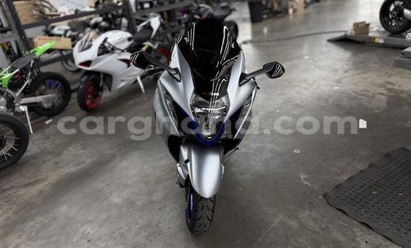 Buy Used Suzuki HAYABUSA Silver Bike in Accra in Greater Accra Buy Used Suzuki HAYABUSA Silver Bike in Accra in Greater Accra