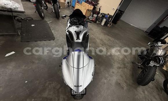 Buy Used Suzuki HAYABUSA Silver Bike in Accra in Greater Accra Buy Used Suzuki HAYABUSA Silver Bike in Accra in Greater Accra