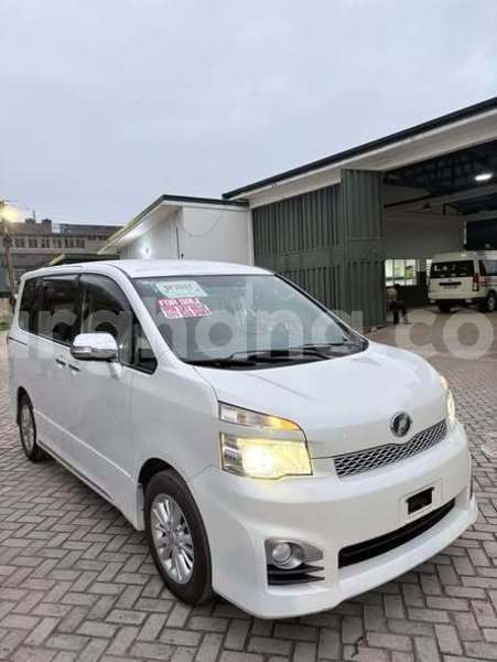 Big with watermark toyota voxy greater accra accra 61105