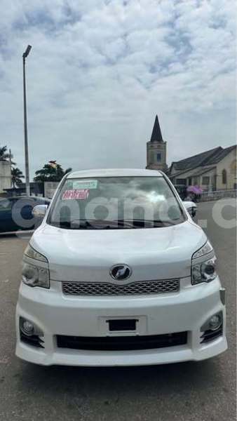 Big with watermark toyota voxy greater accra accra 61105