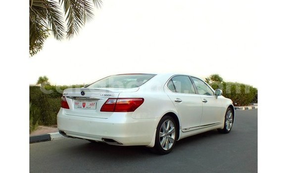 Buy Import Lexus LS White Car in Import - Dubai in Ashanti Buy Import Lexus LS White Car in Import - Dubai in Ashanti
