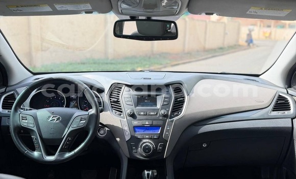 Ra Imported Hyundai Santa Fe Black Ọkọ̀ in Accra ni Greater Accra Ra Imported Hyundai Santa Fe Black Ọkọ̀ in Accra ni Greater Accra