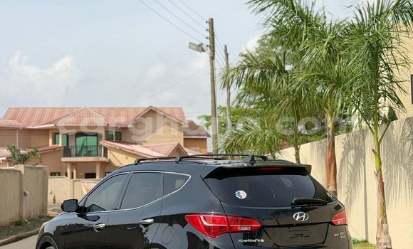 Ra Imported Hyundai Santa Fe Black Ọkọ̀ in Accra ni Greater Accra Ra Imported Hyundai Santa Fe Black Ọkọ̀ in Accra ni Greater Accra