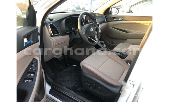 Ra Imported Hyundai Tucson funfun Ọkọ̀ in Import - Dubai ni Ashanti Ra Imported Hyundai Tucson funfun Ọkọ̀ in Import - Dubai ni Ashanti