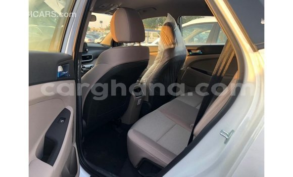 Ra Imported Hyundai Tucson funfun Ọkọ̀ in Import - Dubai ni Ashanti Ra Imported Hyundai Tucson funfun Ọkọ̀ in Import - Dubai ni Ashanti