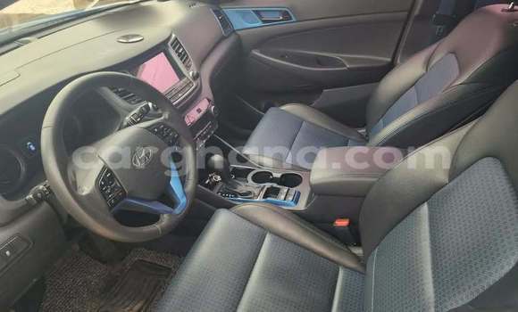 Buy Used Hyundai Tucson Blue Car in Accra in Greater Accra Buy Used Hyundai Tucson Blue Car in Accra in Greater Accra