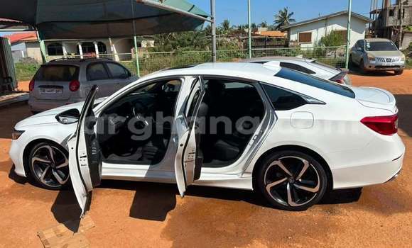 Buy Used Honda Accord White Car in Accra in Greater Accra Buy Used Honda Accord White Car in Accra in Greater Accra