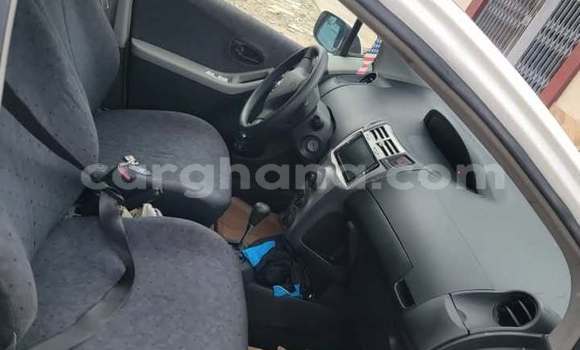 Buy Used Toyota Vitz White Car in Accra in Greater Accra Buy Used Toyota Vitz White Car in Accra in Greater Accra