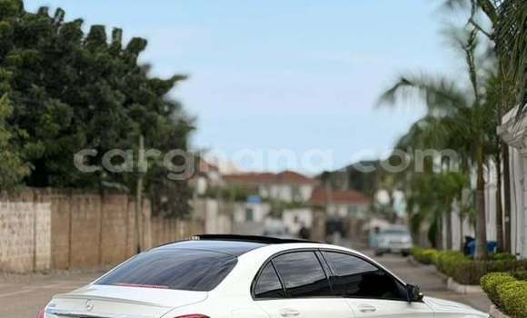 Buy Used Mercedes‒Benz C–Class White Car in Accra in Greater Accra