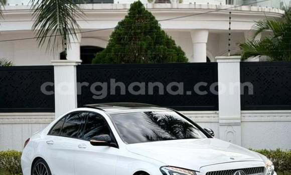 Buy Used Mercedes‒Benz C–Class White Car in Accra in Greater Accra Buy Used Mercedes‒Benz C–Class White Car in Accra in Greater Accra