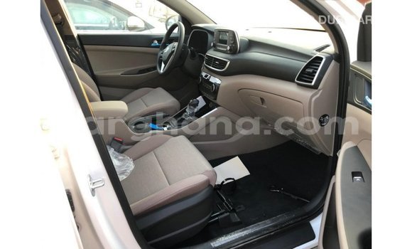 Ra Imported Hyundai Tucson funfun Ọkọ̀ in Import - Dubai ni Ashanti Ra Imported Hyundai Tucson funfun Ọkọ̀ in Import - Dubai ni Ashanti