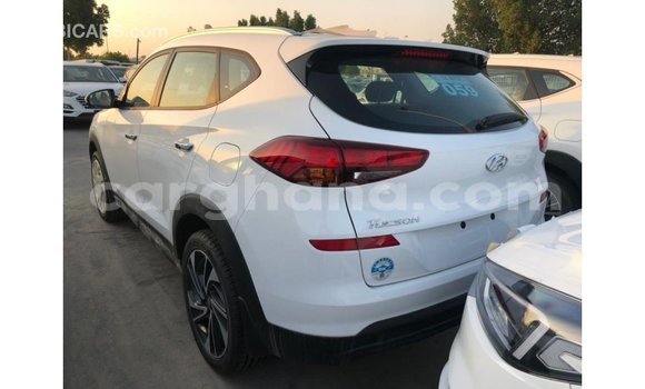 Ra Imported Hyundai Tucson funfun Ọkọ̀ in Import - Dubai ni Ashanti Ra Imported Hyundai Tucson funfun Ọkọ̀ in Import - Dubai ni Ashanti
