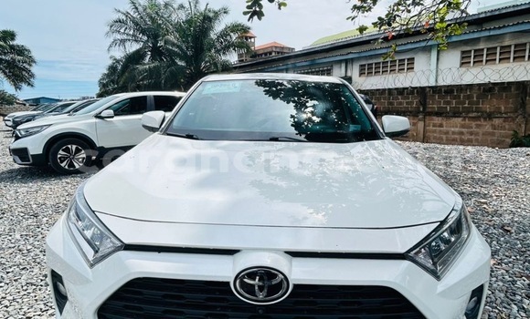 Buy Used Toyota RAV4 White Car in Accra in Greater Accra