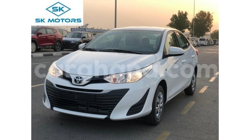 Big with watermark toyota yaris ashanti import dubai 10941