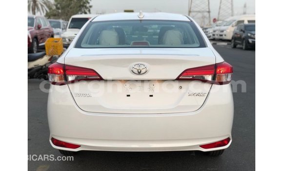 Ra Imported Toyota Yaris funfun Ọkọ̀ in Import - Dubai ni Ashanti Ra Imported Toyota Yaris funfun Ọkọ̀ in Import - Dubai ni Ashanti