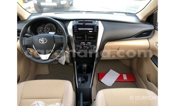 Ra Imported Toyota Yaris funfun Ọkọ̀ in Import - Dubai ni Ashanti Ra Imported Toyota Yaris funfun Ọkọ̀ in Import - Dubai ni Ashanti