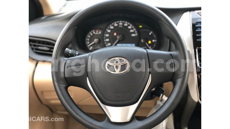 Big with watermark toyota yaris ashanti import dubai 10941