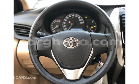 Ra Imported Toyota Yaris funfun Ọkọ̀ in Import - Dubai ni Ashanti Ra Imported Toyota Yaris funfun Ọkọ̀ in Import - Dubai ni Ashanti