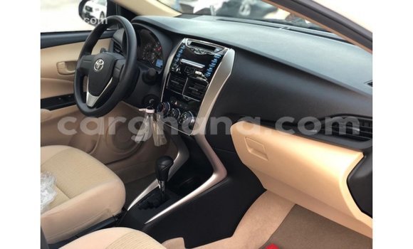 Ra Imported Toyota Yaris funfun Ọkọ̀ in Import - Dubai ni Ashanti Ra Imported Toyota Yaris funfun Ọkọ̀ in Import - Dubai ni Ashanti