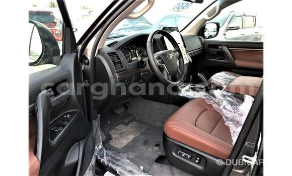 Ra Imported Toyota Land Cruiser Miiran Ọkọ̀ in Import - Dubai ni Ashanti Ra Imported Toyota Land Cruiser Miiran Ọkọ̀ in Import - Dubai ni Ashanti