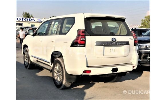 Sayi Imported Toyota Prado White Mota in Import - Dubai a Ashanti Sayi Imported Toyota Prado White Mota in Import - Dubai a Ashanti